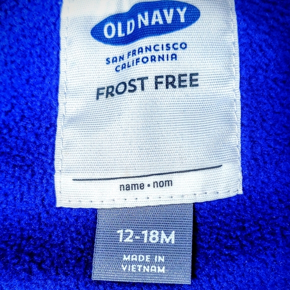 Old Navy Two-Tone Frost Free Puffy Vest - Picture 3 of 7